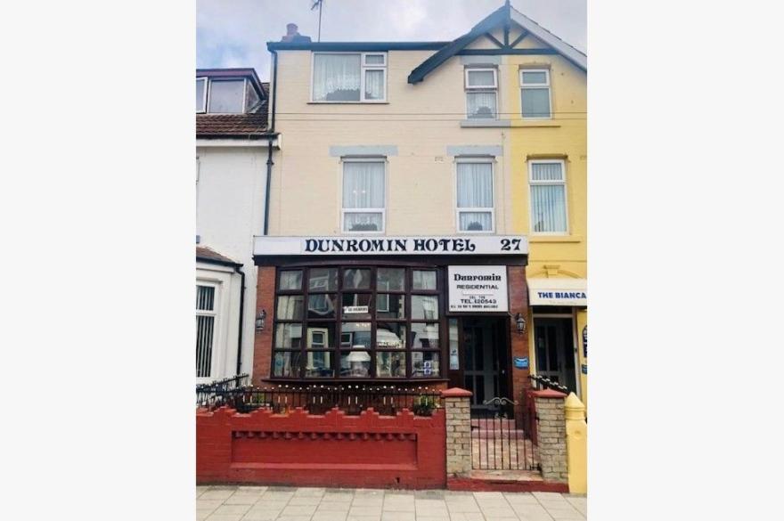 Dunromin Hotel Blackpool Buitenkant foto